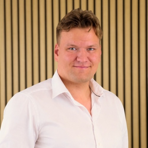 Oliver Schou